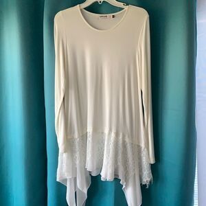 Origami by Vivien size small tunic cream color